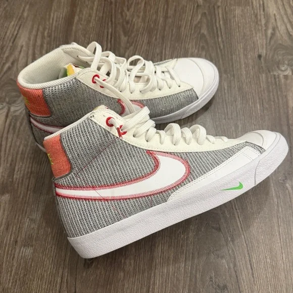 Nike Blazer Mid ’77 – Grey/Sport Red/Electric Green – Size 8.5 - Picture 2 of 14